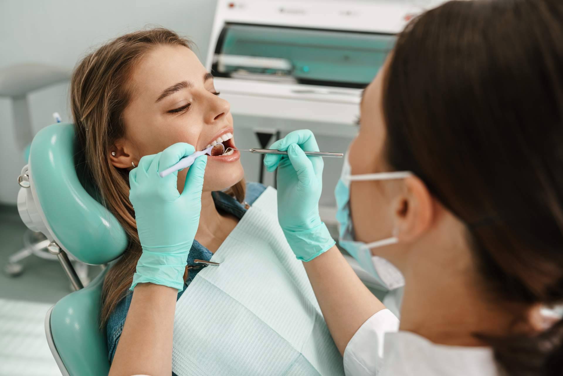 Clínica dental ResidentLive y sus tratamientos de estética dental