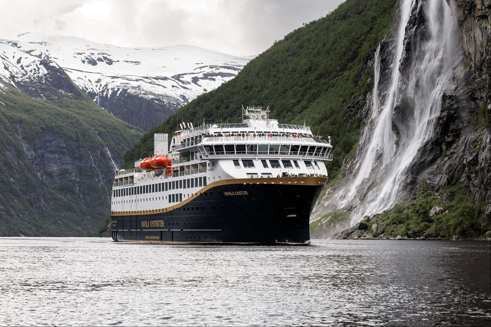 Havila Voyages amplía la temporada de navegación por el fiordo de Geiranger desde abril a agosto 2025