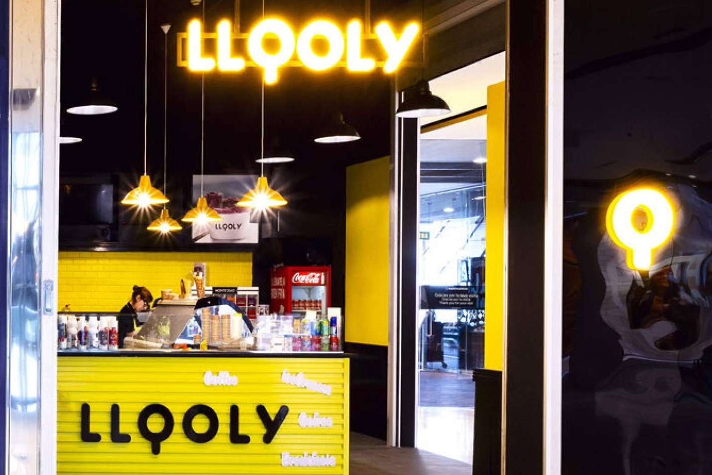 Gofres con burbujas, un postre delicioso de Llooly que destaca con ingredientes 100% naturales