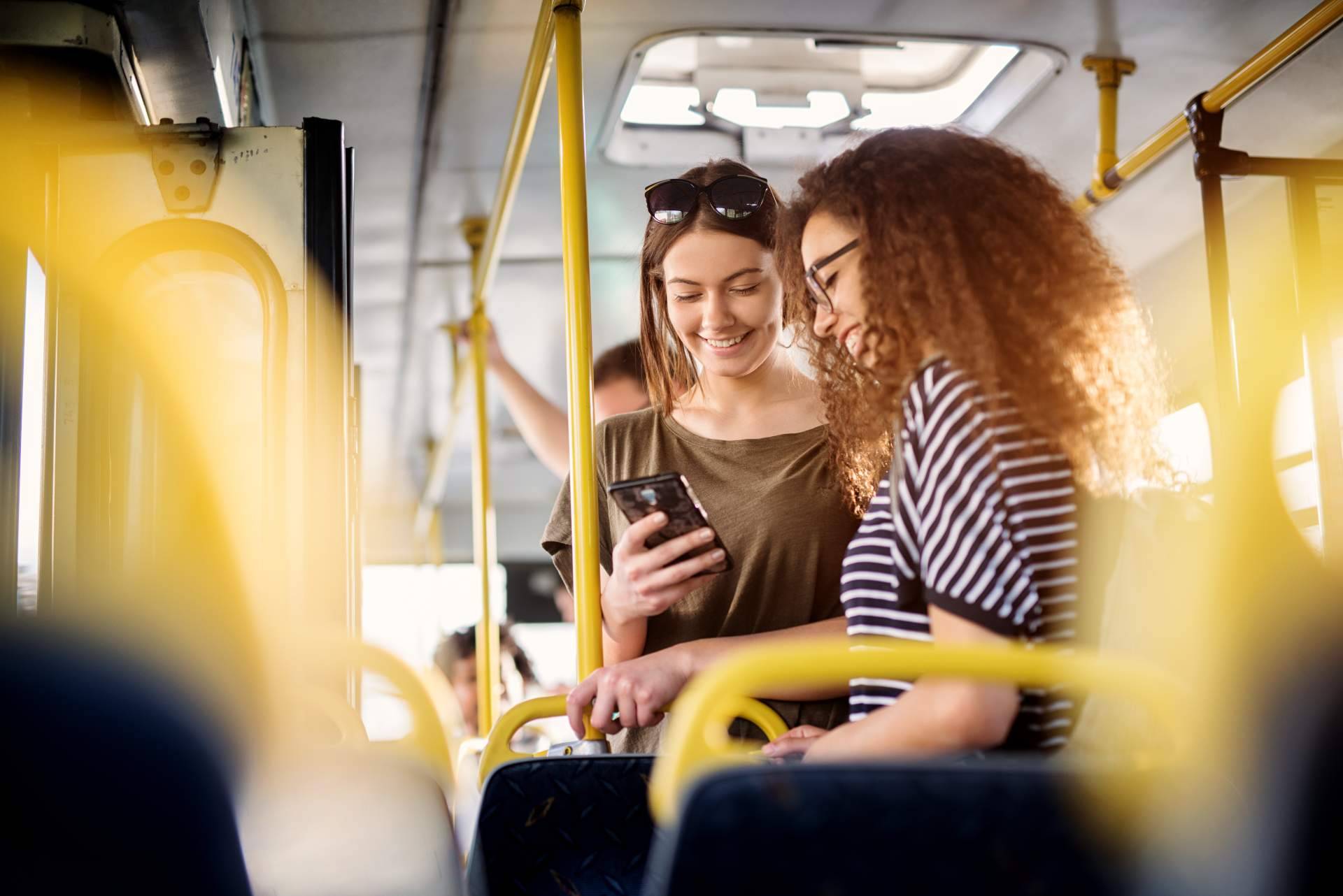 La movilidad sostenible, una prioridad para los jóvenes en la transición energética; El Futuro es Energía