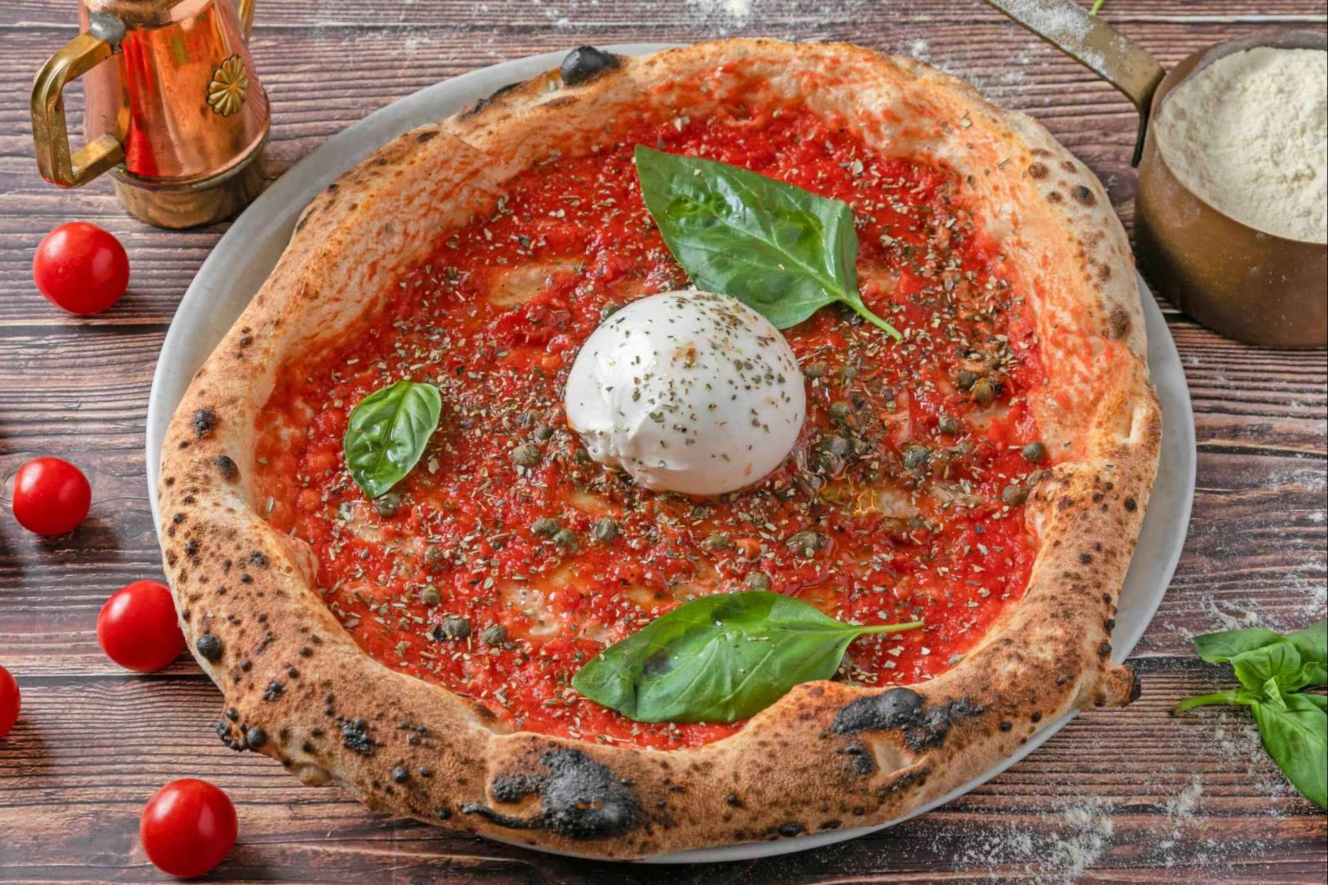 La pizza burrata de Spaccanapoli, un imprescindible en Barcelona