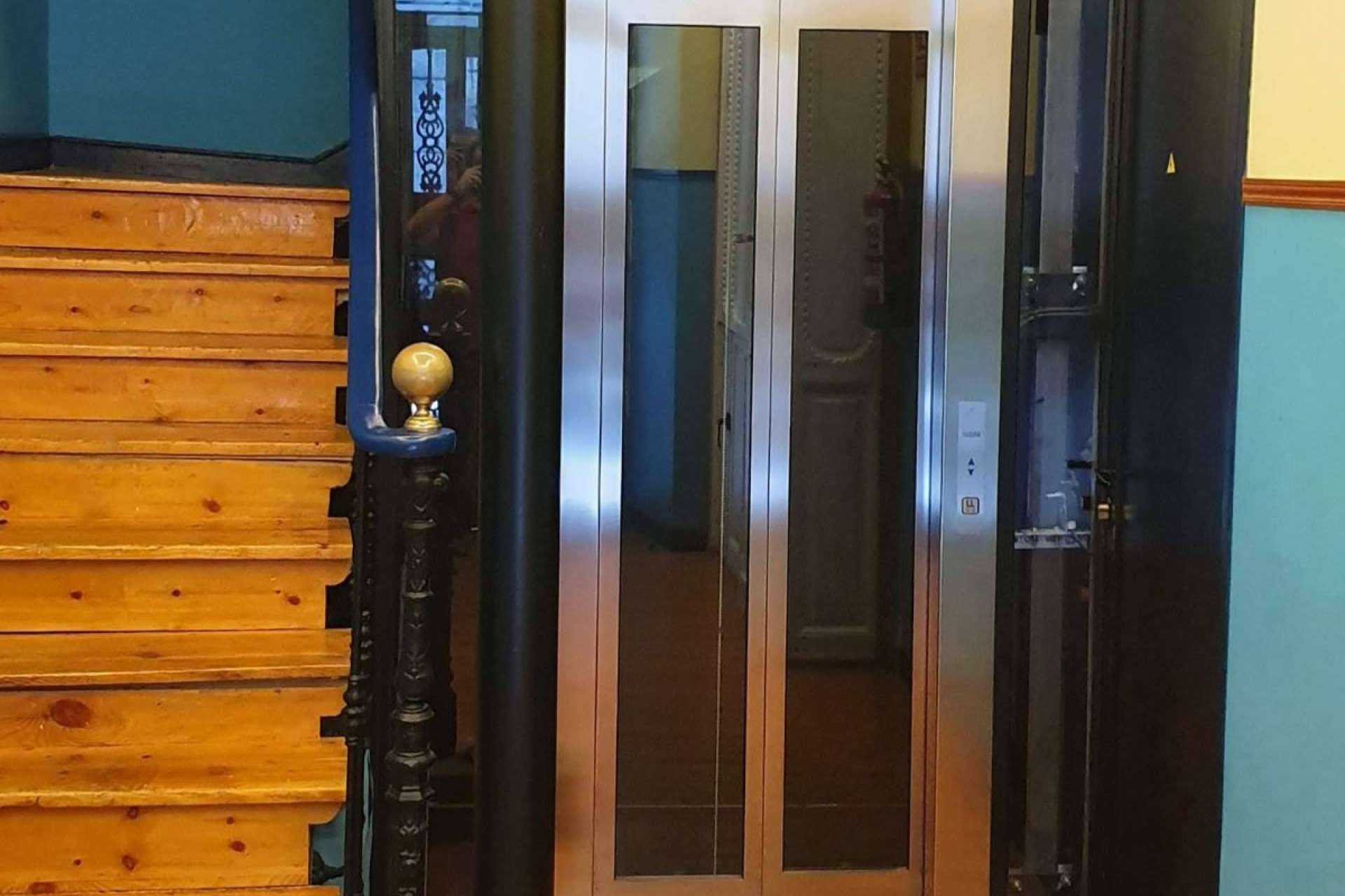 Disel Studio, especialista en ascensores hidráulicos para comunidades en Madrid