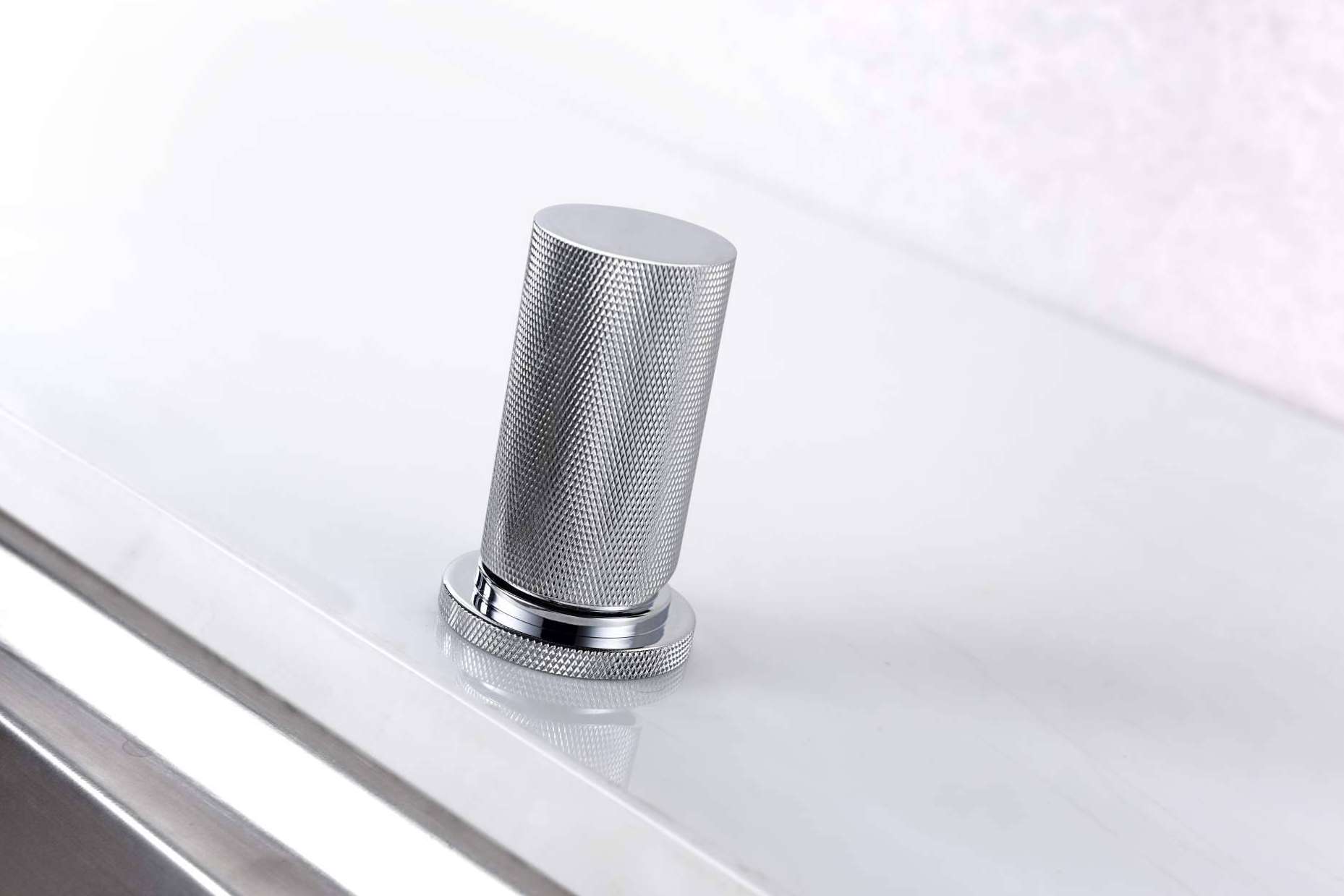 IMEX Products combina diseño e innovación en su nueva serie de grifería para cocina
