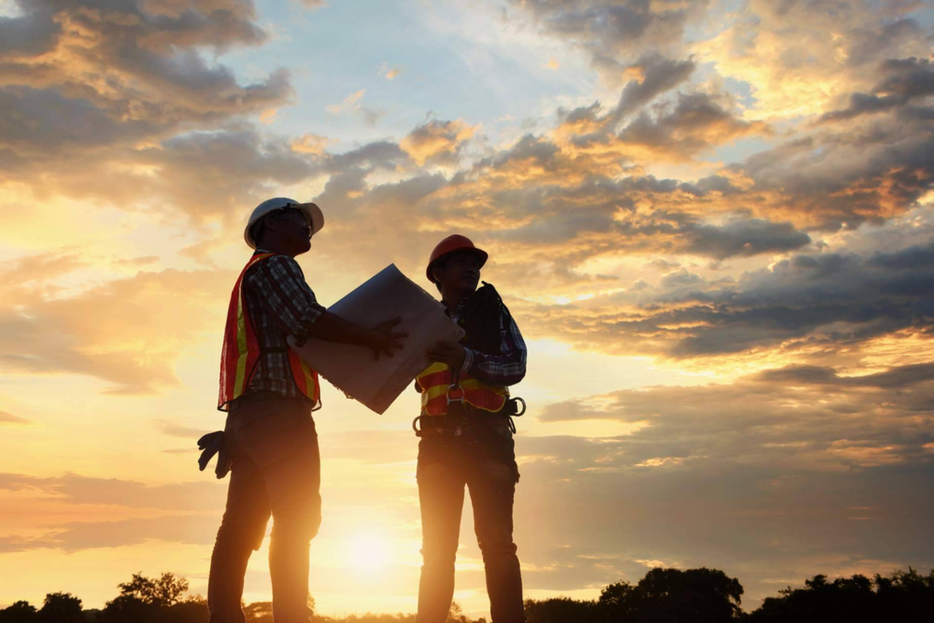 Redes de seguridad y líneas de vida, claves para la protección en obras industriales
