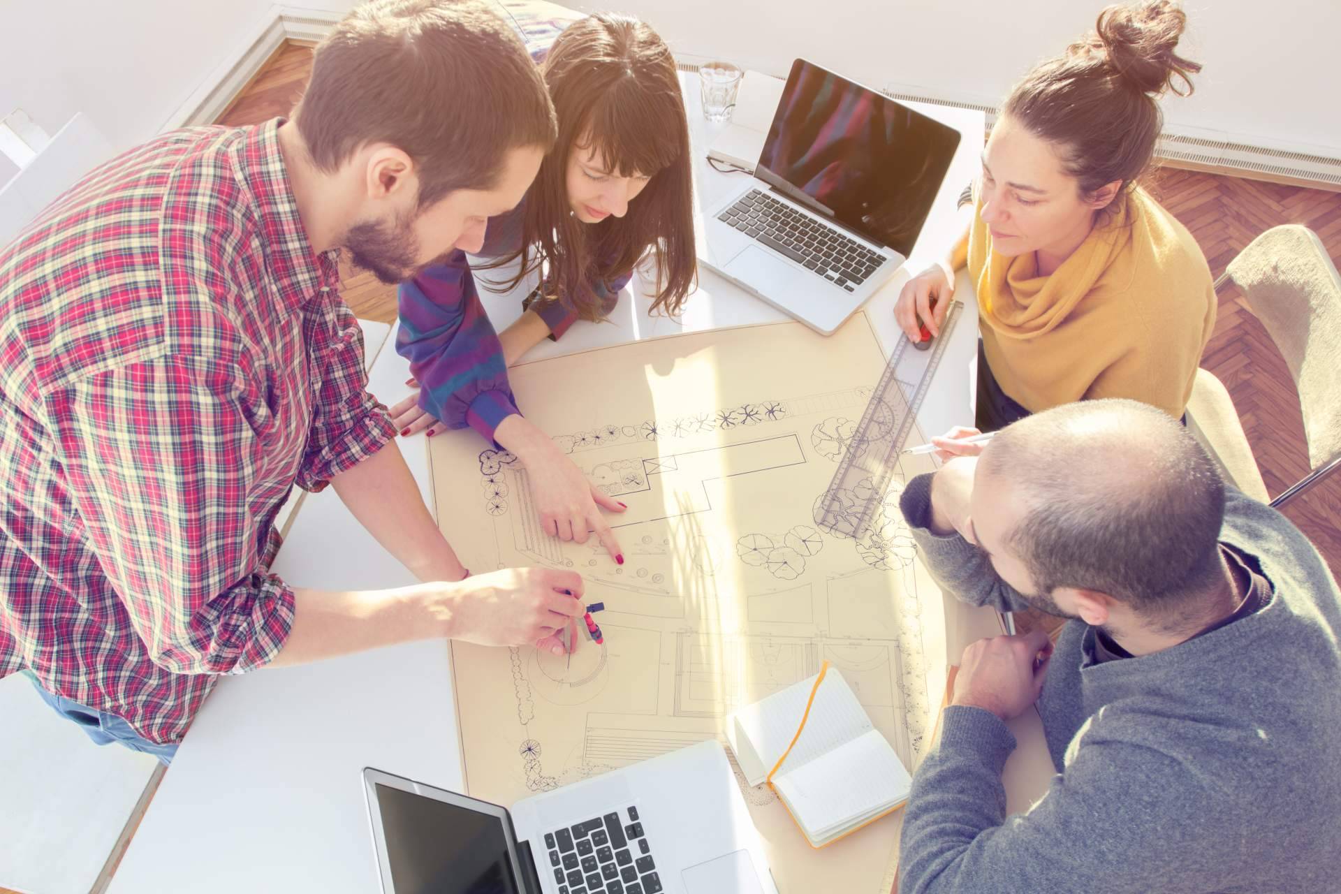 Formación bonificada por sectores y competencias estratégicas para mejorar la competitividad empresarial
