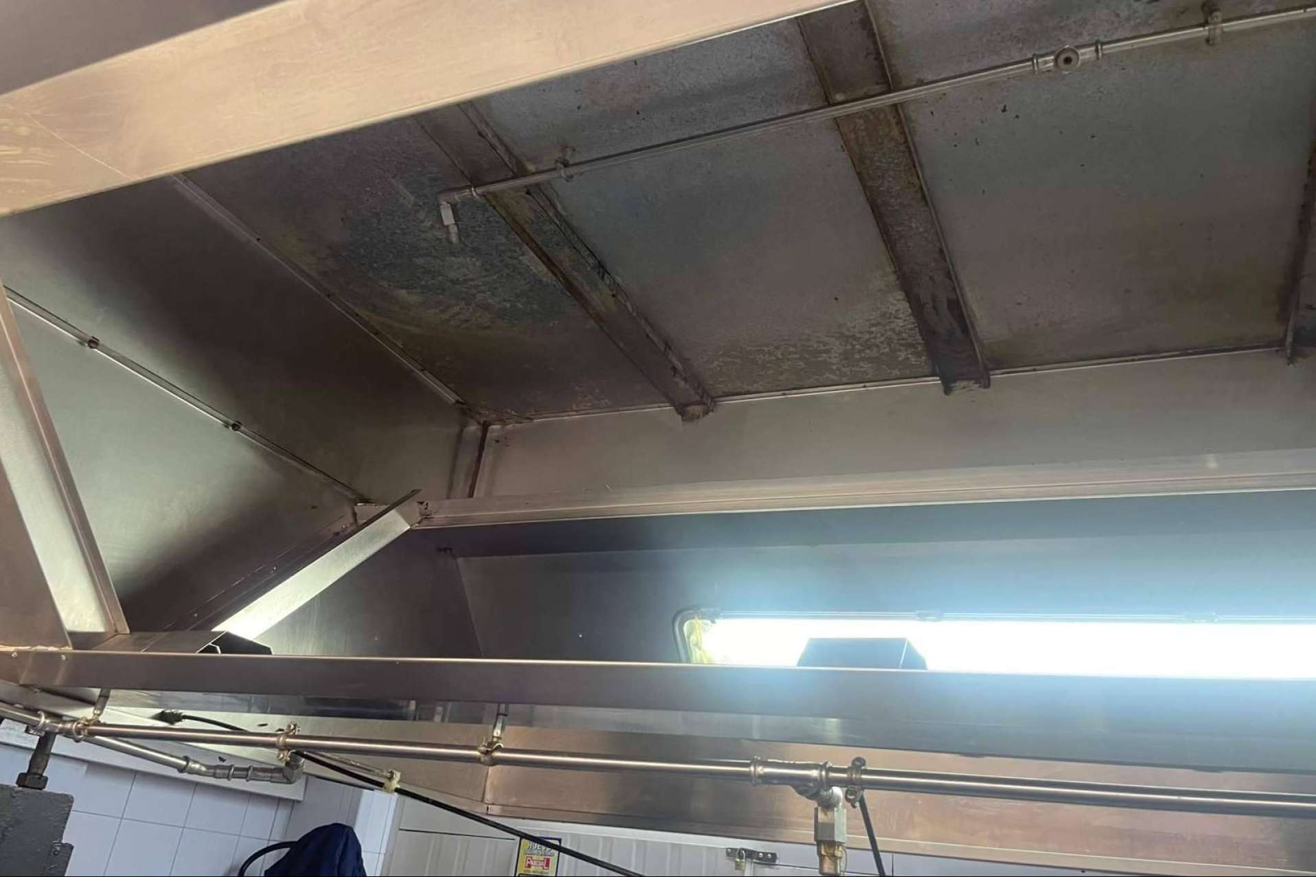 Rodila Plus, referente en Zaragoza en la limpieza de campanas extractoras para cocinas industriales