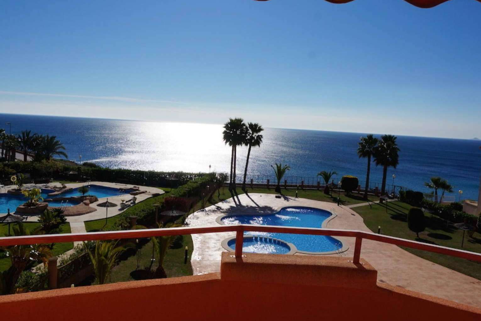 Creciente interés de compradores polacos impulsa a Azul Villa en la compra de propiedades en la Costa Blanca
