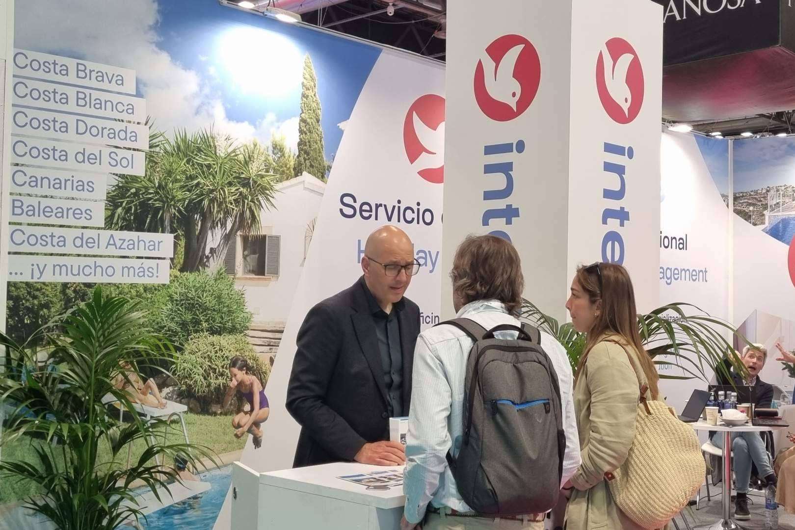 Interhome presenta su modelo de gestión vacacional en SIMA Madrid 2025