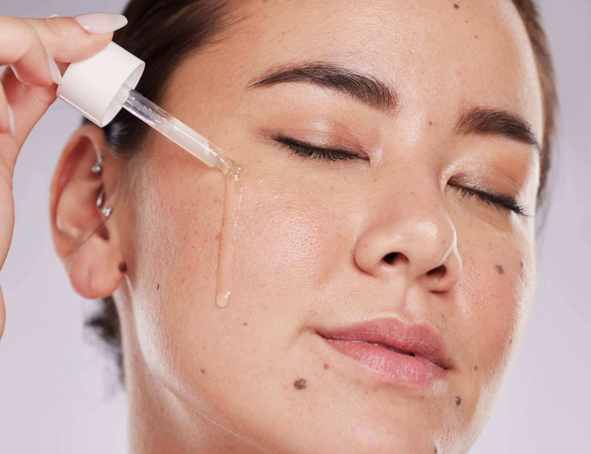 Retinol y retinal; dos formas de vitamina A con efectos distintos sobre la piel