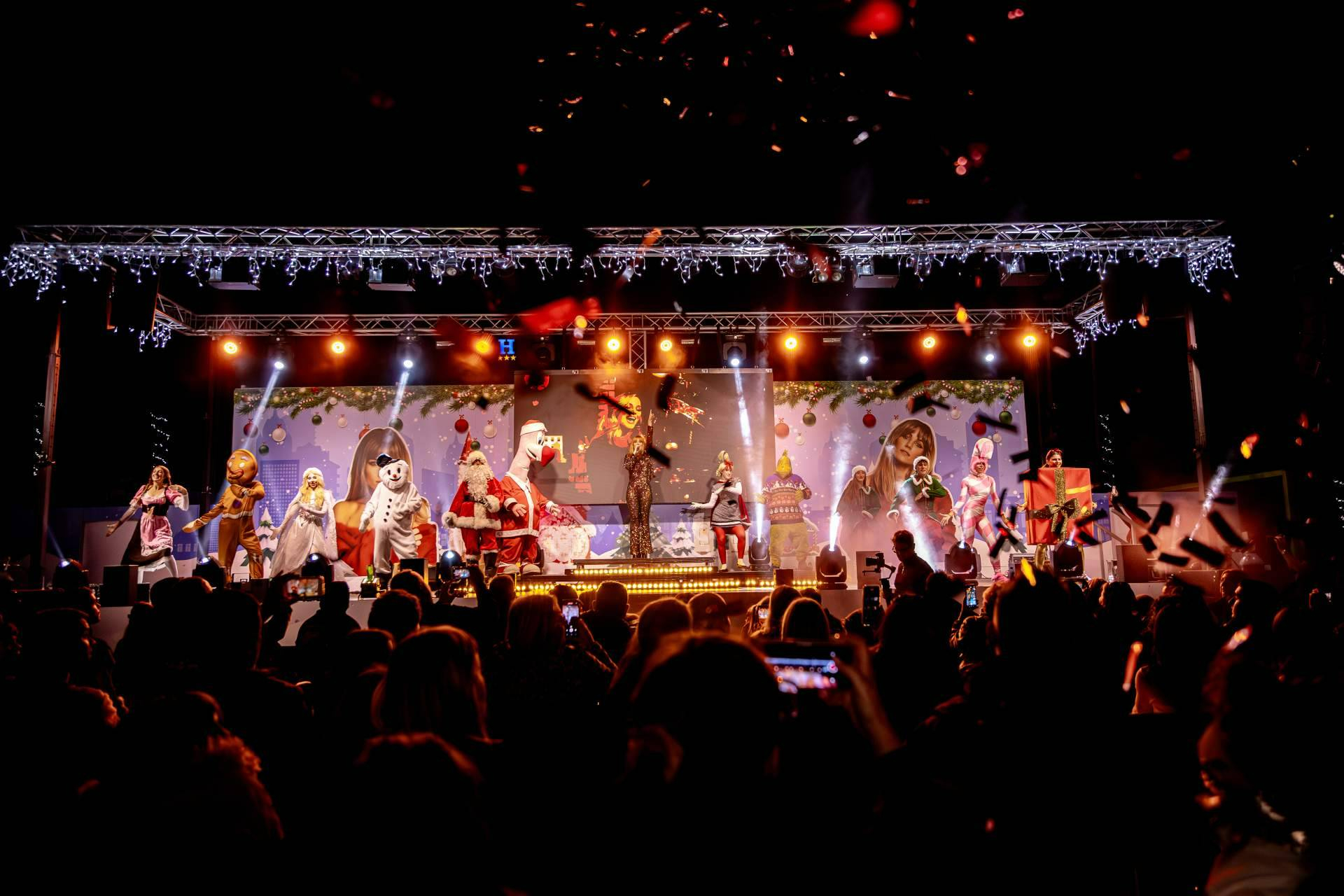 Pola Park celebra la navidad en un evento único con la participación de la cantante Edurne