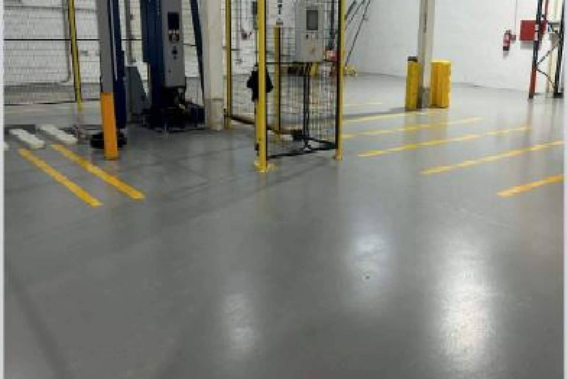 Soluciones de pavimentación con hormigón pulido de resistencia media/alta, especialidad de Mortec Ingeniería