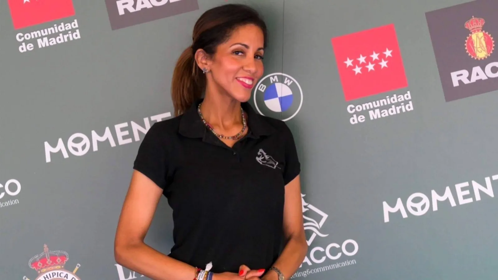 Shelly Ramírez consolida su trayectoria como presentadora especializada en eventos deportivos e institucionales